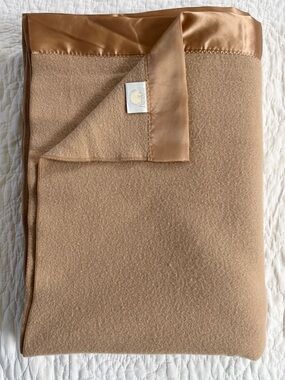 Vtg Faribo Merino Wool Bed Blanket Satin Trim Twin Faribault Woolen Mill 65 x 92